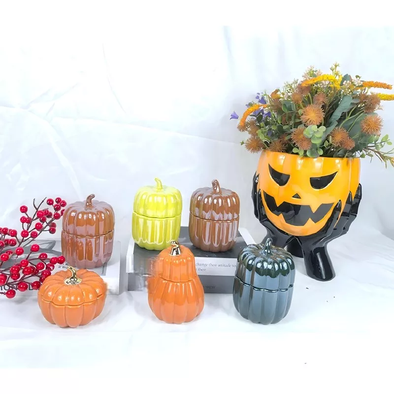 تہوار کی سجاوٹ کی اشیاء